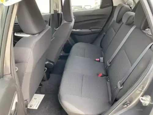 SUZUKI SWIFT GLI 2023 | DE LA CASA SDM | AROS 16 | 7500 Kilómet
